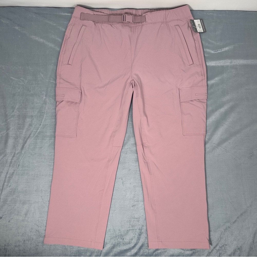 Eddie Bauer Dusty Rose Cargo Joggers